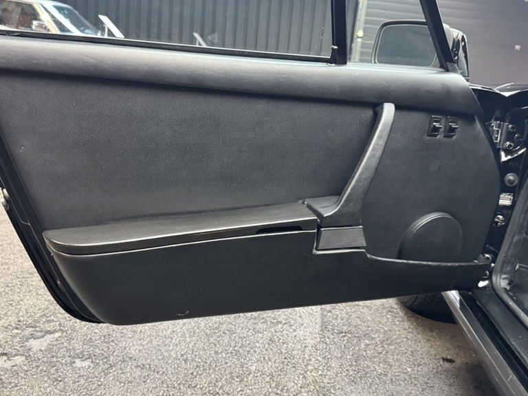 Porsche 911 Carrera 2.7