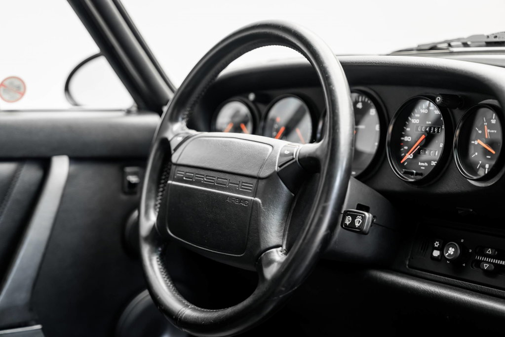 Porsche 964 Carrera 4