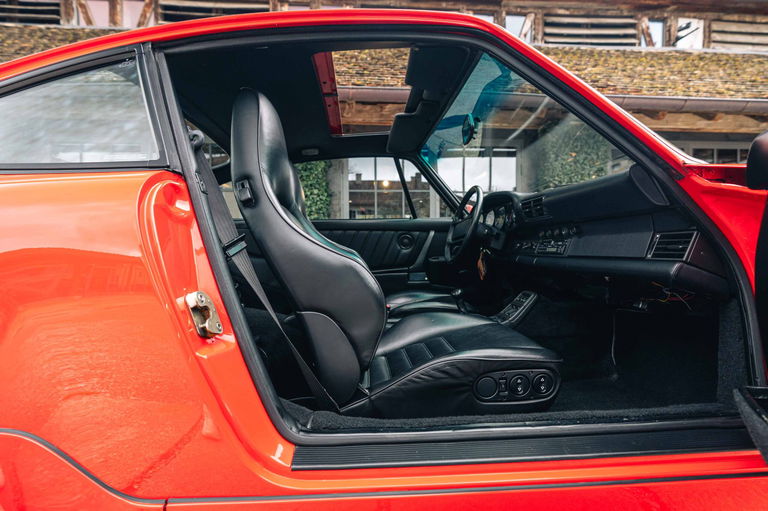 Porsche 964 Carrera 4