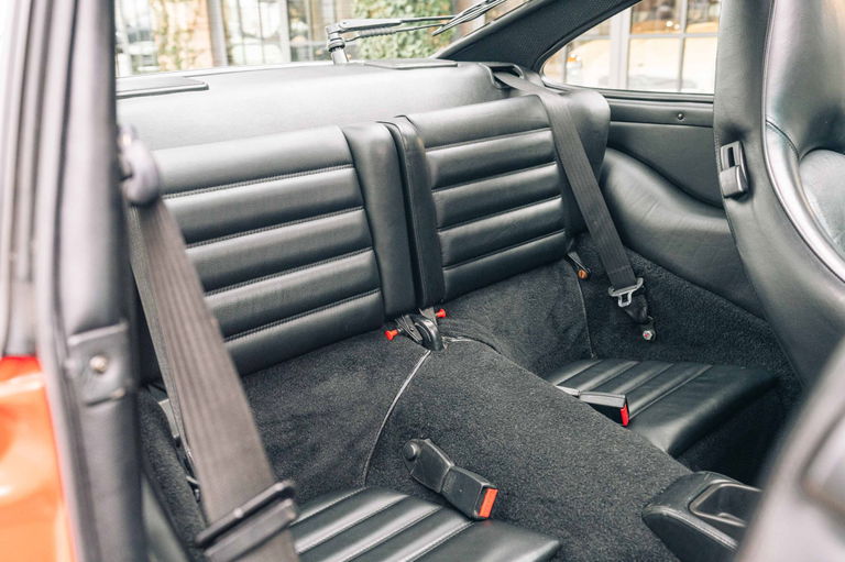 Porsche 964 Carrera 4