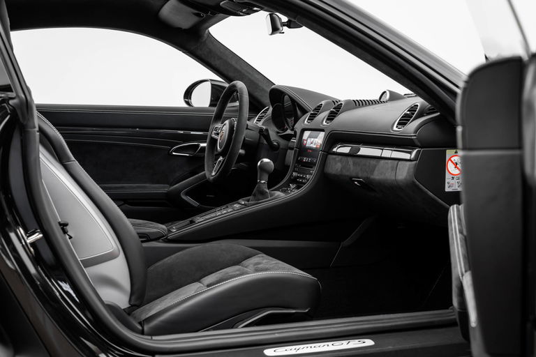 Porsche 718 Cayman GTS 4.0