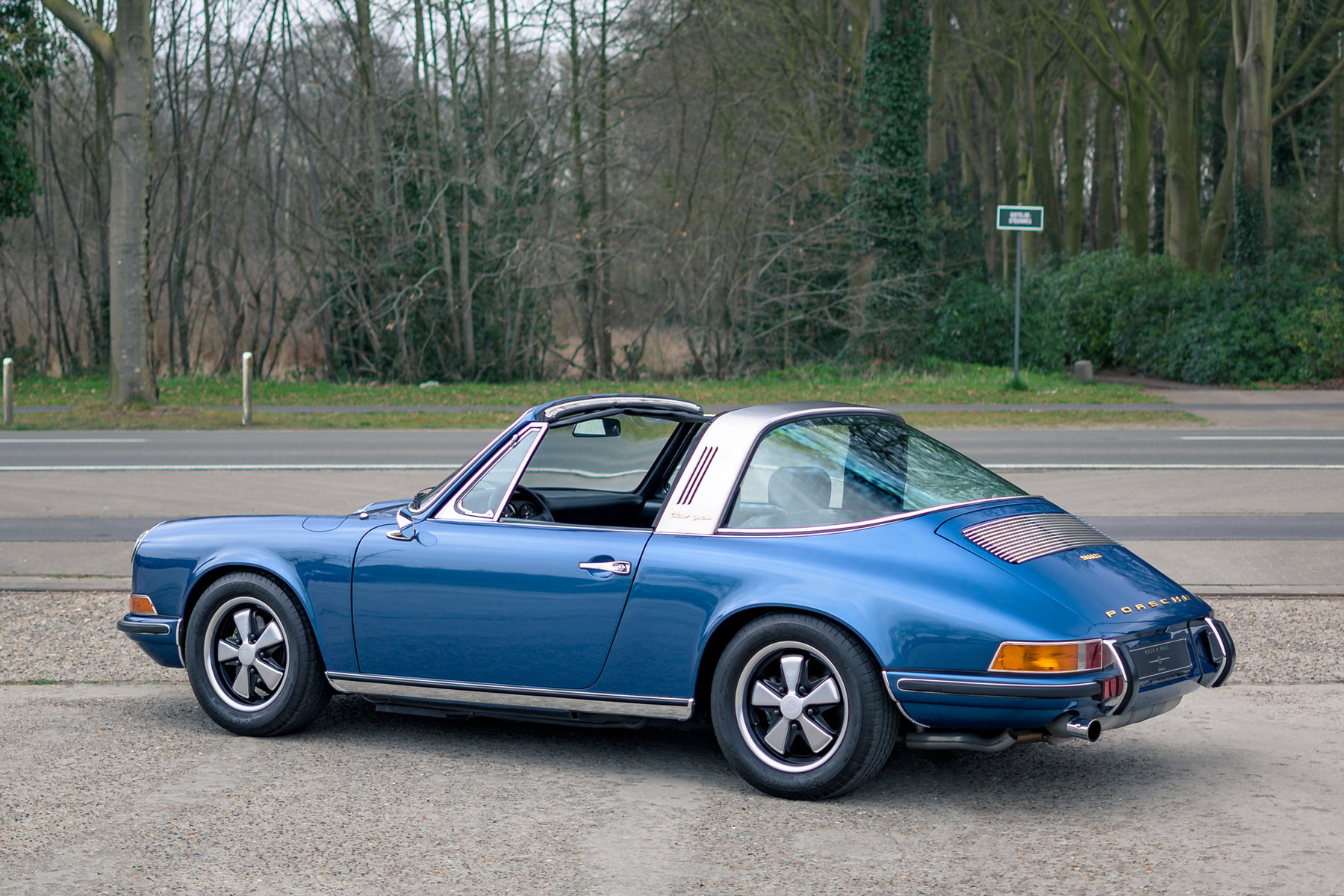 Porsche 911 S (F-Modell) 1969 - elferspot.com - Marketplace for