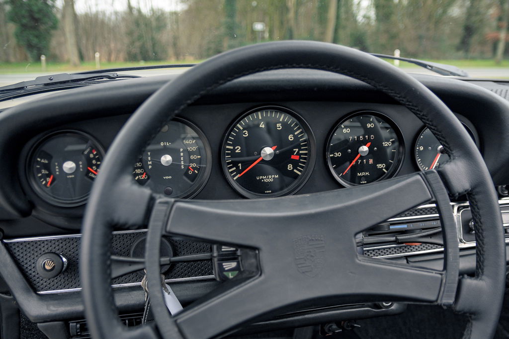 Porsche 911 S (F-Modell)