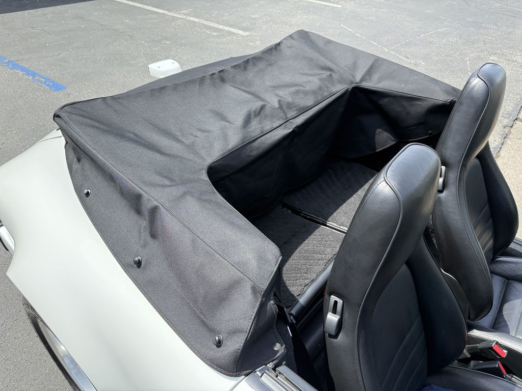 Porsche 911 Carrera 3.2 (US)