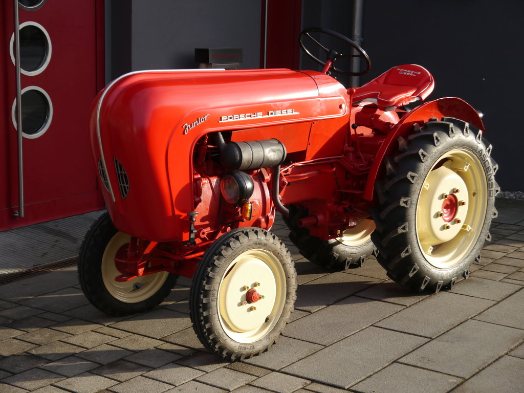 Porsche Junior 108 S