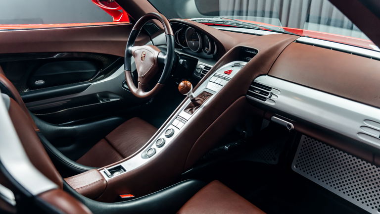 Porsche Carrera GT