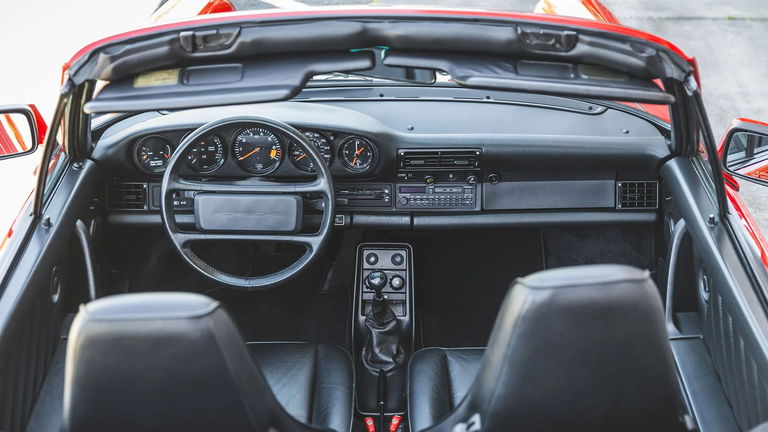 Porsche 911 Carrera 3.2 (US)