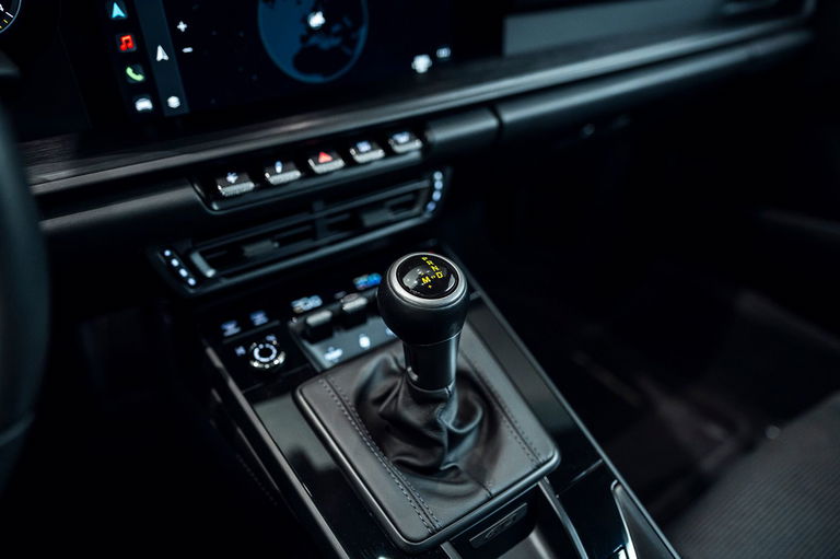 Porsche 992 GT3 Touring