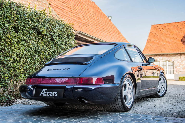 Porsche 964 Carrera RS