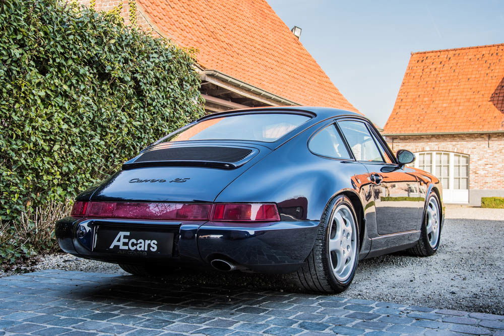 Porsche 964 Carrera RS