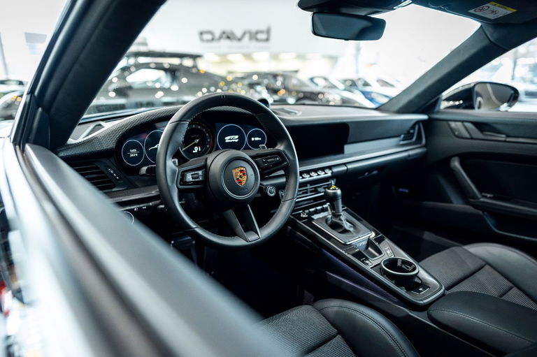 Porsche 992 GT3 Touring