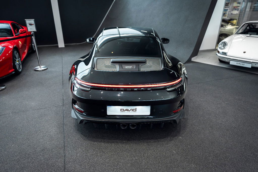 Porsche 992 GT3 Touring