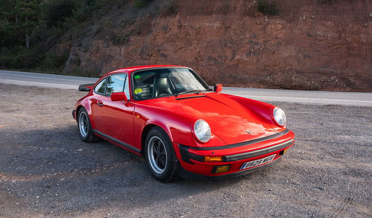 Porsche 911 Carrera 3.2