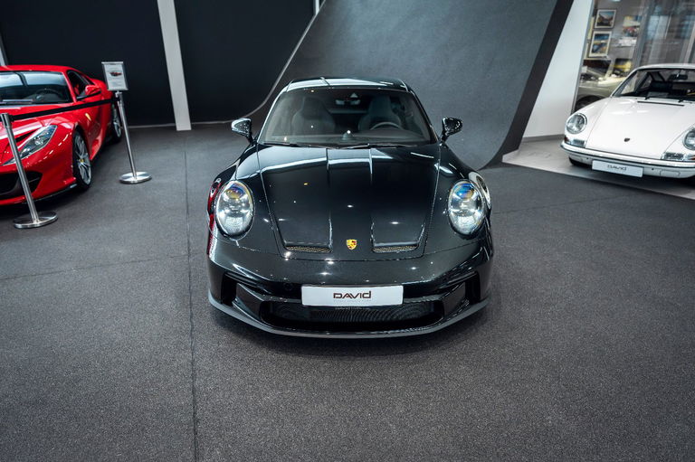 Porsche 992 GT3 Touring