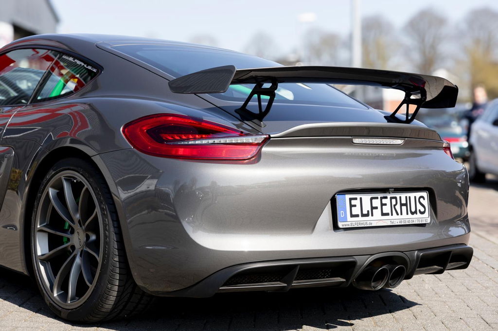 Porsche 981 Cayman GT4