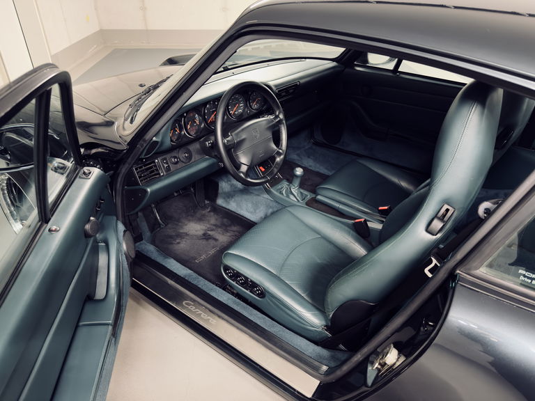 Porsche 993 Carrera 4