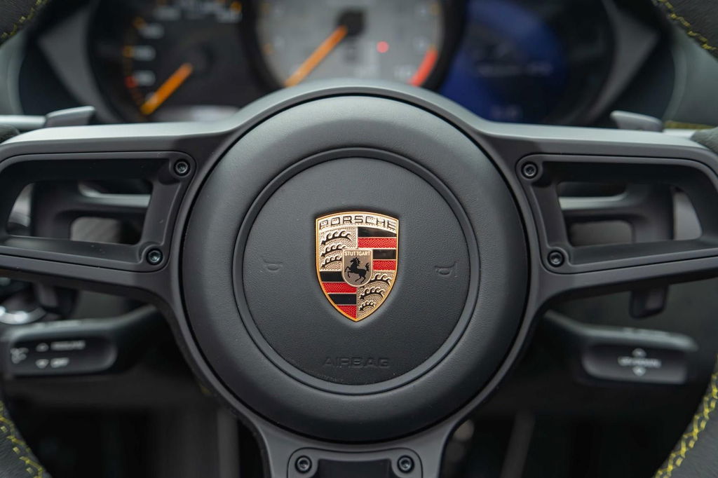 Porsche 718 Spyder RS