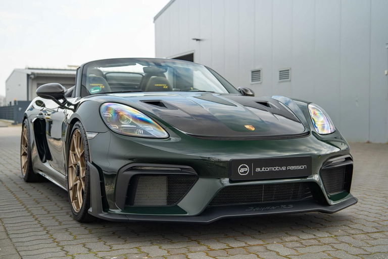 Porsche 718 Spyder RS