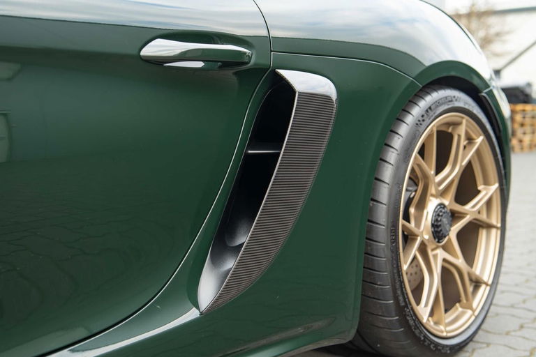 Porsche 718 Spyder RS