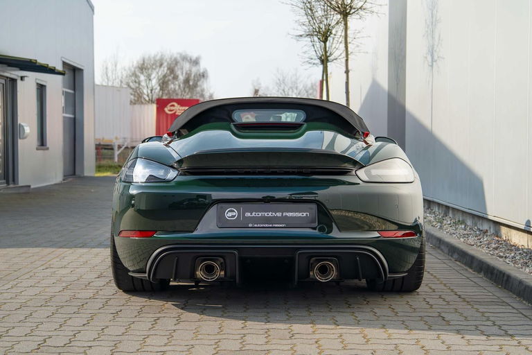 Porsche 718 Spyder RS