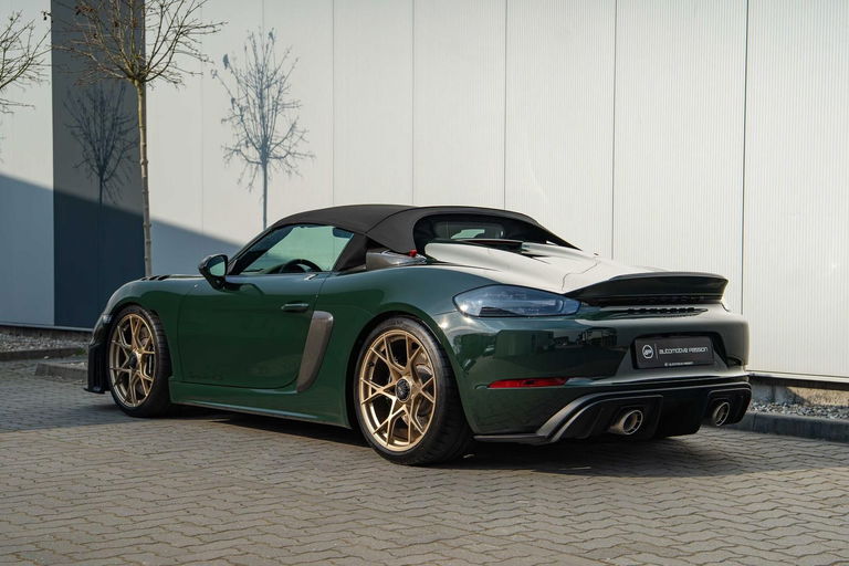 Porsche 718 Spyder RS