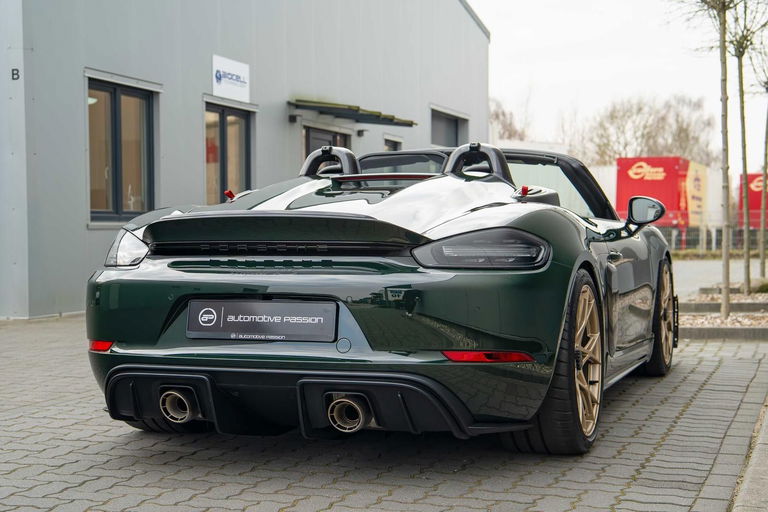 Porsche 718 Spyder RS