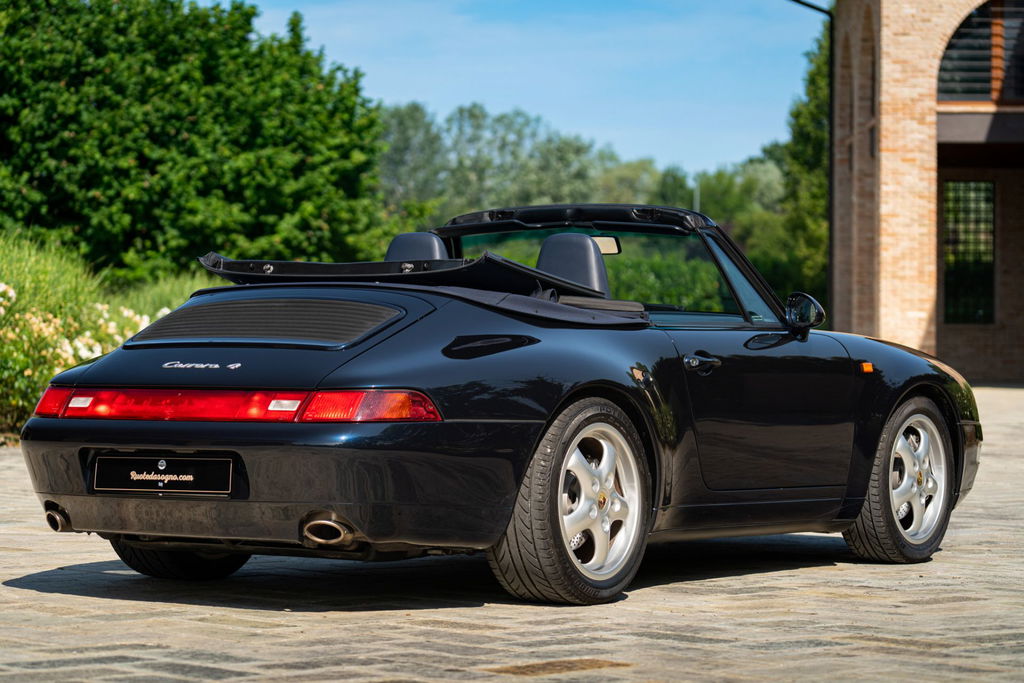 Porsche 993 Carrera 4