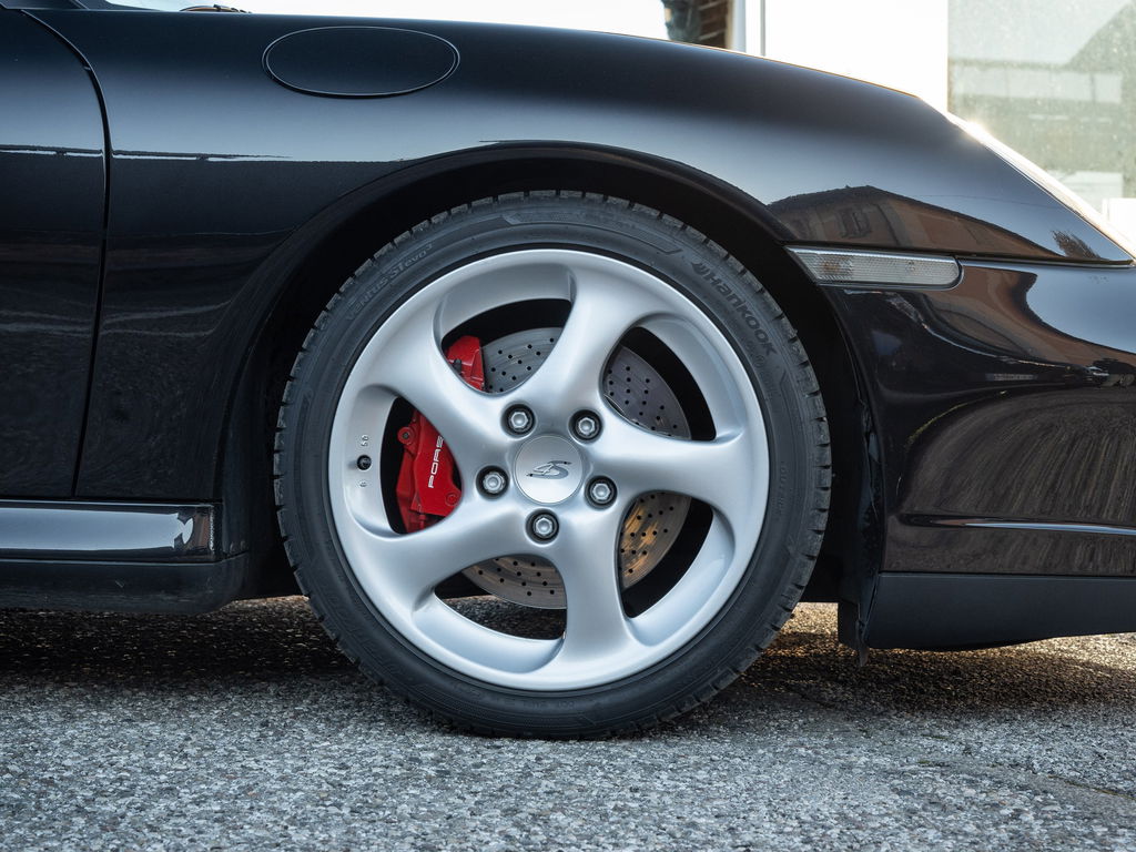 Porsche 996 Carrera 4S