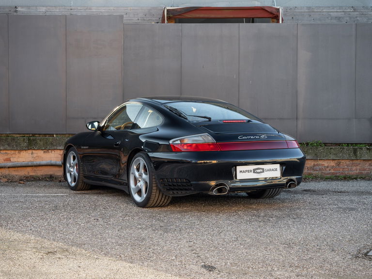Porsche 996 Carrera 4S