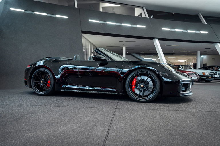 Porsche 992 Carrera GTS