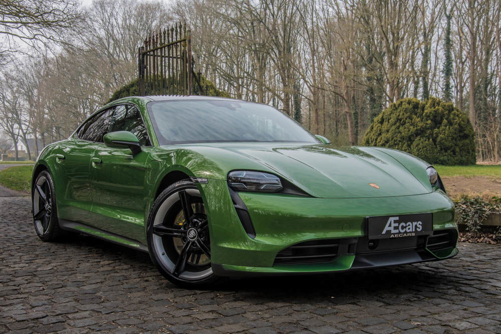 Porsche Taycan Turbo