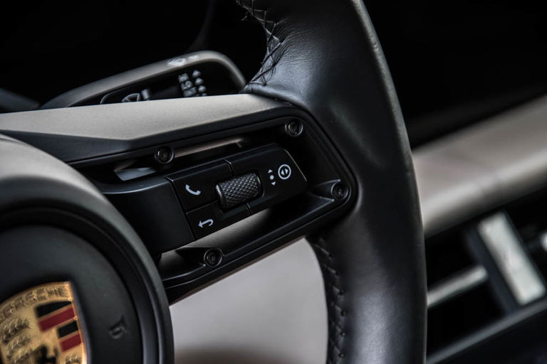 Porsche Taycan Turbo