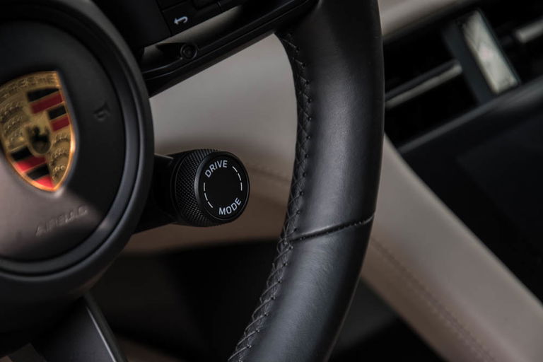 Porsche Taycan Turbo