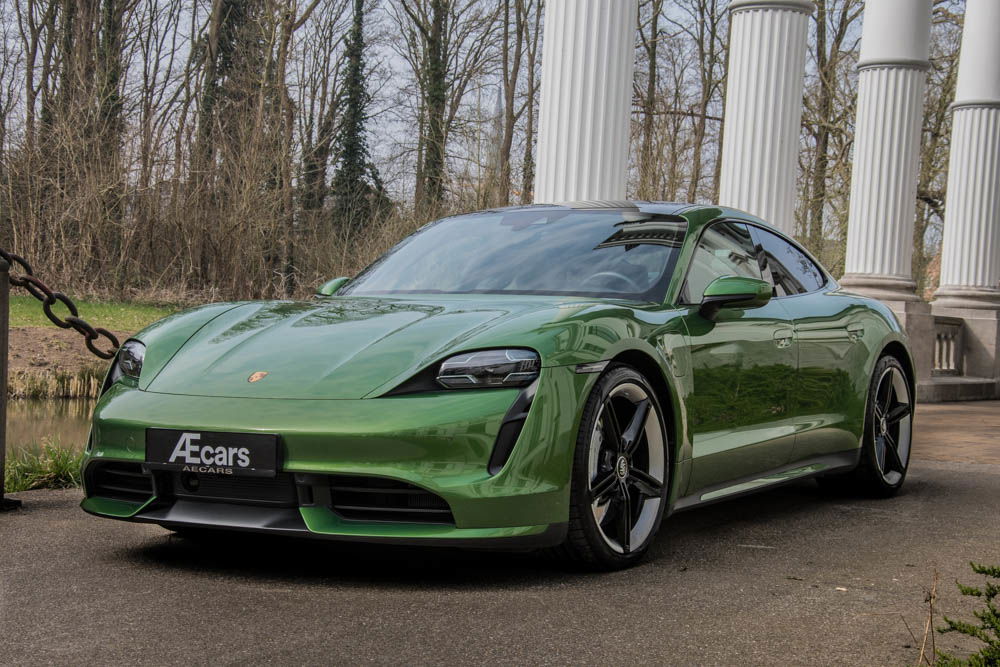 Porsche Taycan Turbo