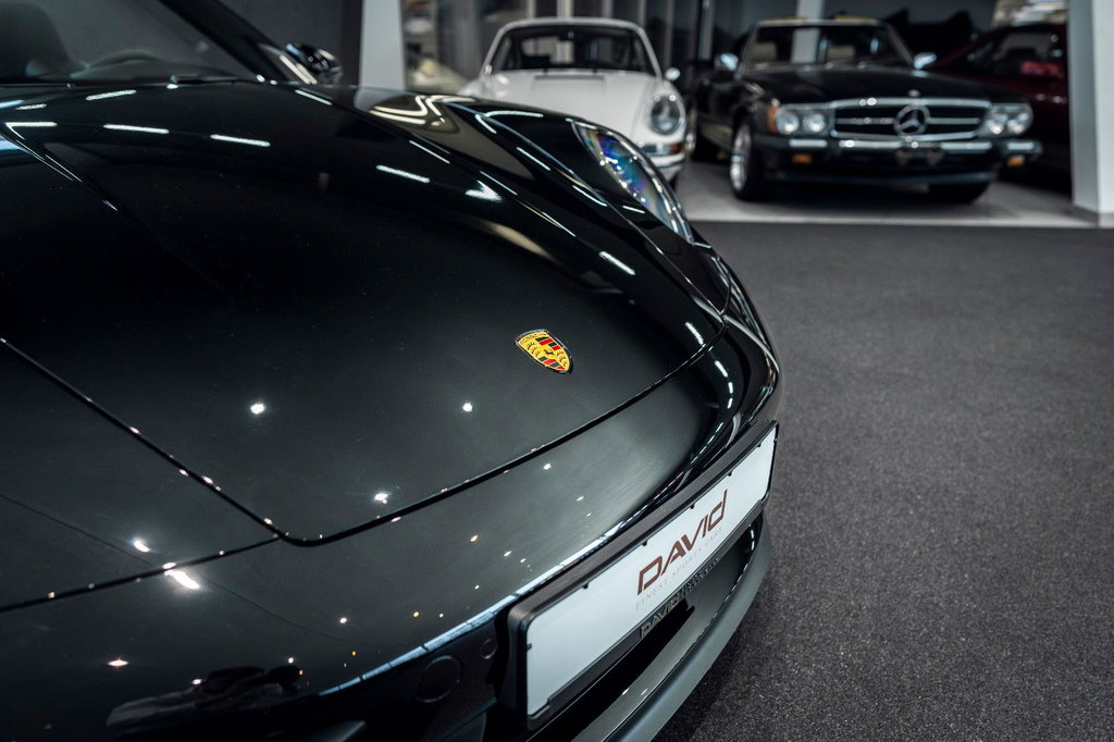 Porsche 992 Carrera GTS