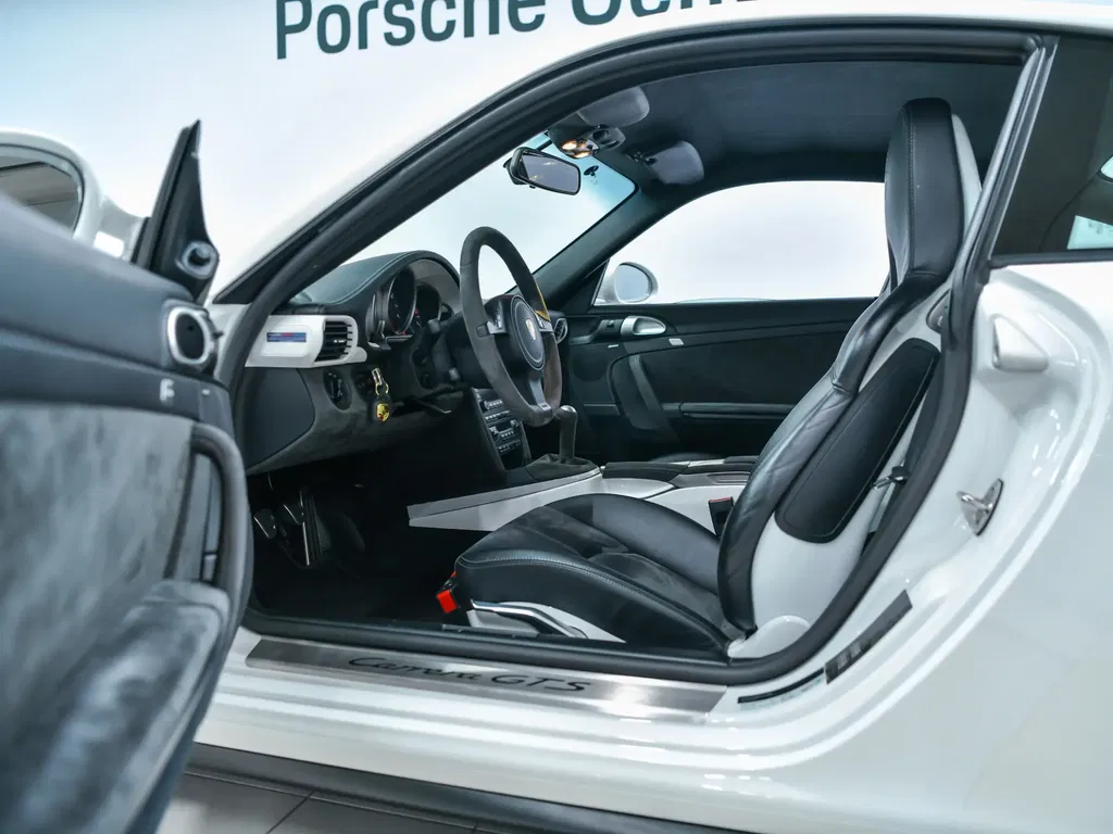 Porsche 997.2 Carrera GTS