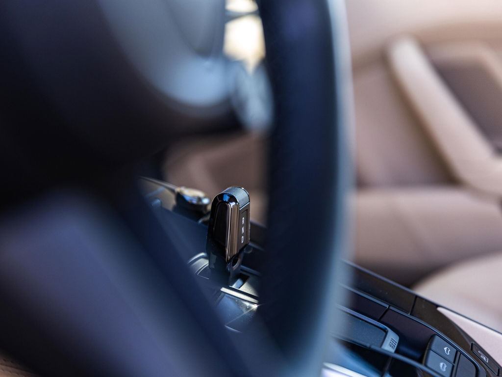 Porsche 992 Heritage Design Edition