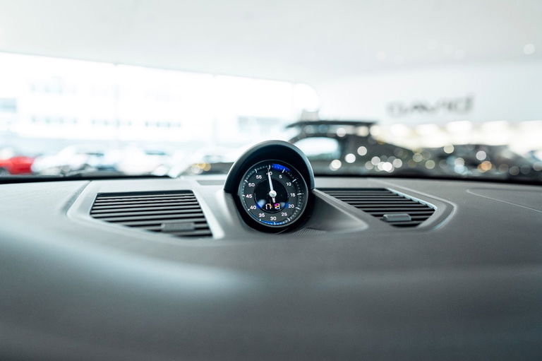 Porsche 992 Carrera GTS