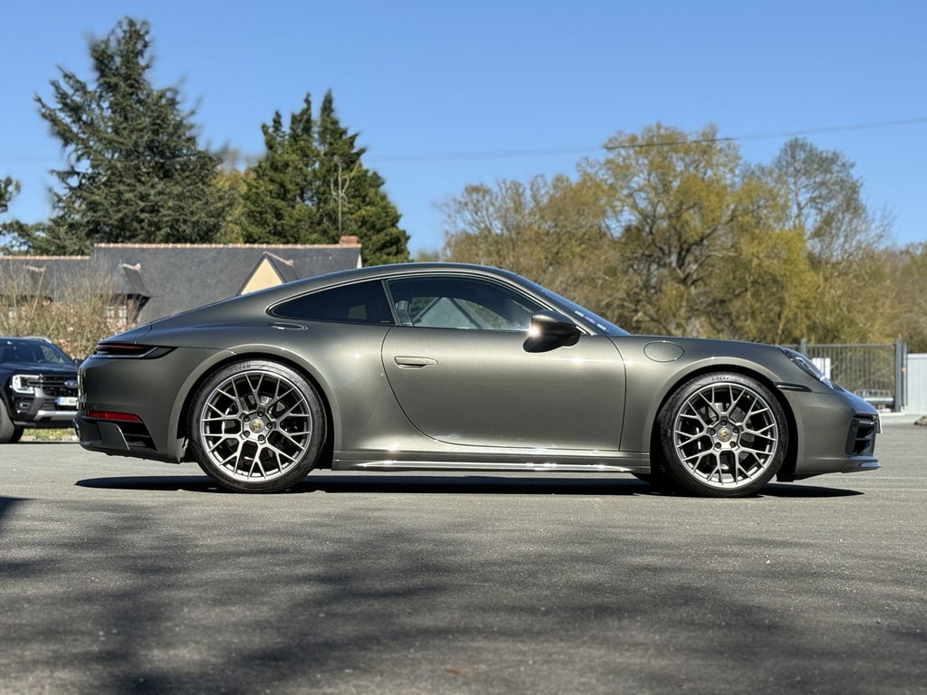 Porsche 992 Carrera 4S