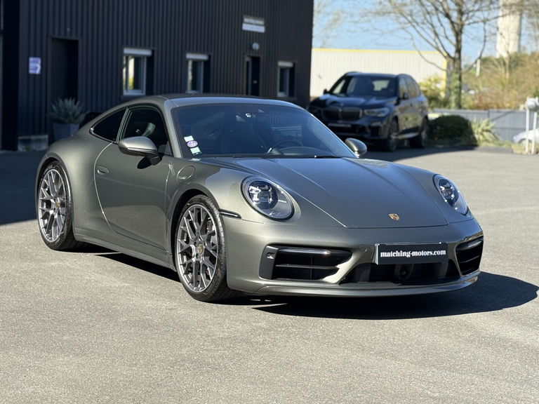 Porsche 992 Carrera 4S