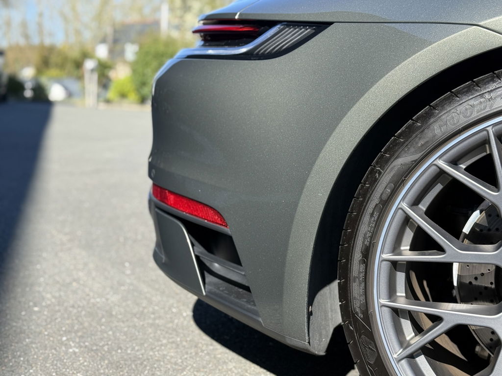 Porsche 992 Carrera 4S