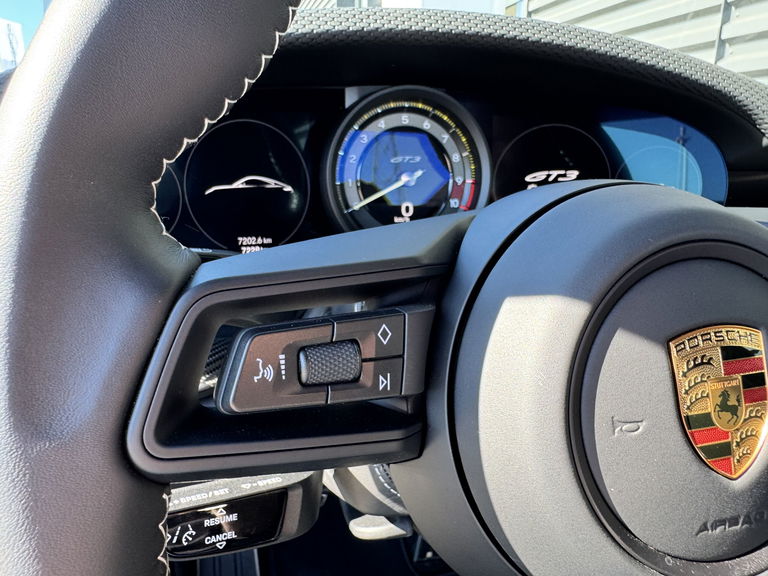 Porsche 992 GT3 Touring