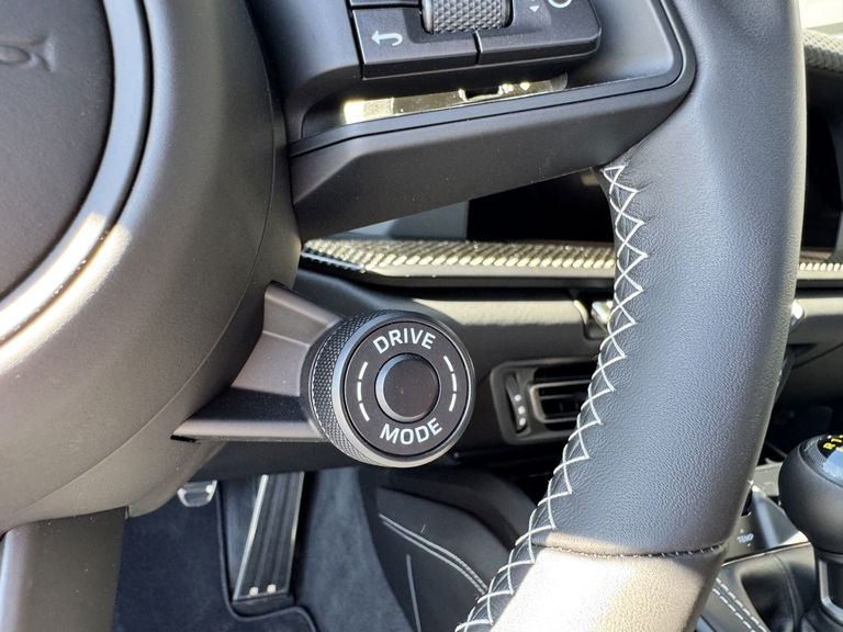 Porsche 992 GT3 Touring