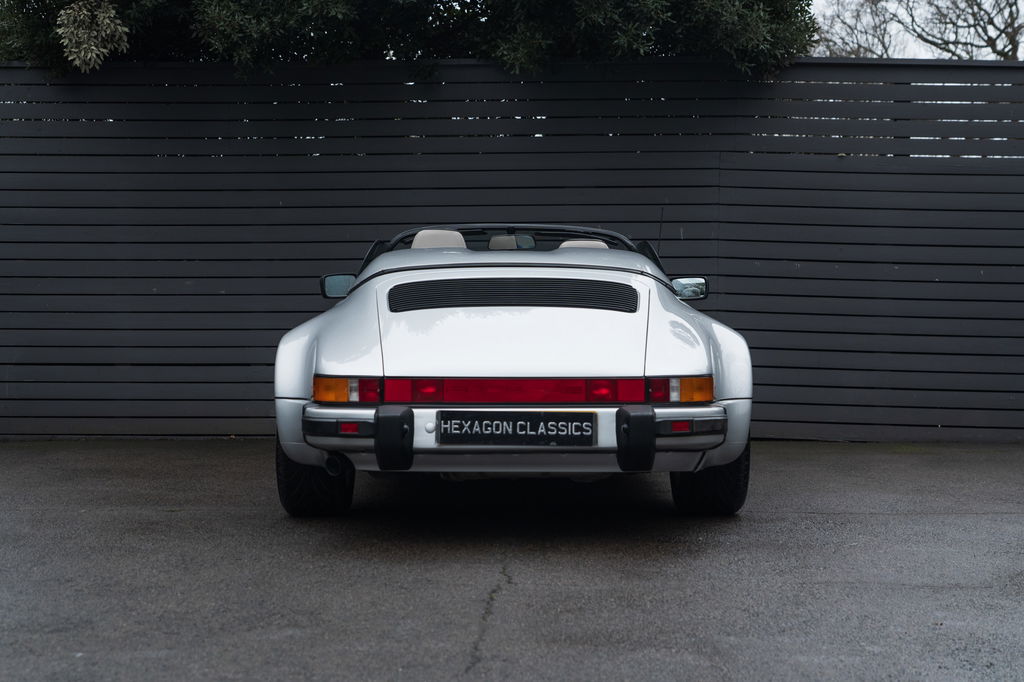 Porsche 911 Carrera 3.2 Speedster