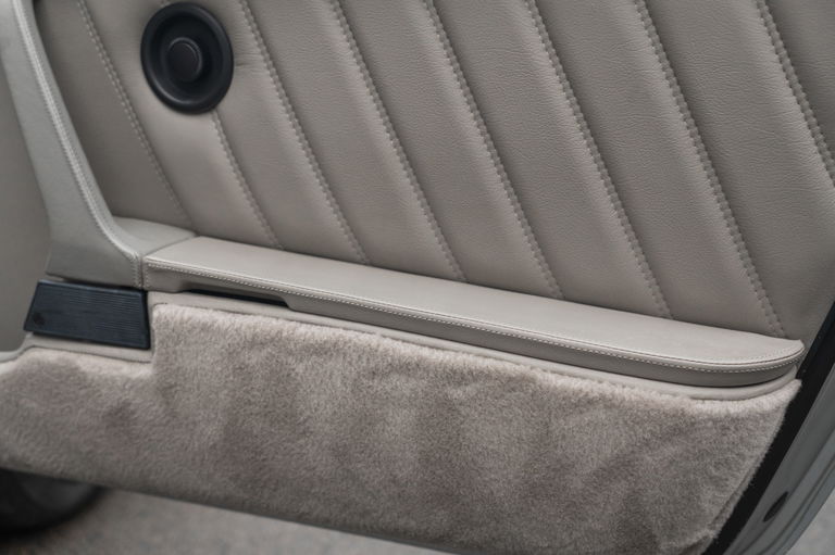 Porsche 911 Carrera 3.2 Speedster