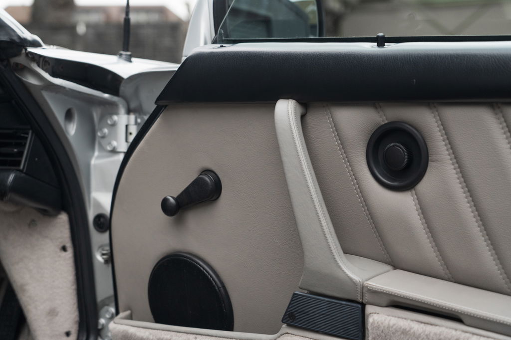 Porsche 911 Carrera 3.2 Speedster