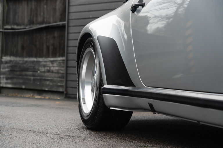 Porsche 911 Carrera 3.2 Speedster