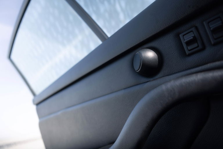 Porsche 993 Carrera 4