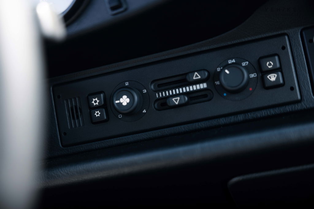 Porsche 993 Carrera 4