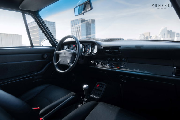 Porsche 993 Carrera 4